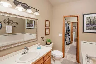 1560 Glenbeigh Knolls, Woodbury, MN 55125 - Photo 12