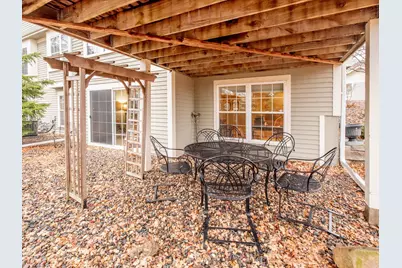 1560 Glenbeigh Knolls, Woodbury, MN 55125 - Photo 32