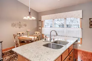 1560 Glenbeigh Knolls, Woodbury, MN 55125 - Photo 8