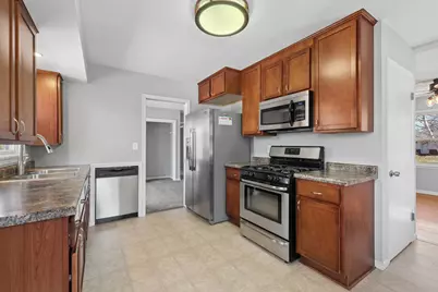 6501 Georgia Avenue N, Brooklyn Park, MN 55428 - Photo 12