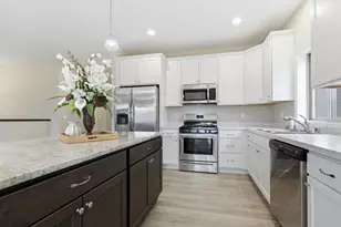 6050 Iris Ln, Rockford, MN 55373 - Photo 2