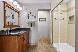 7887 Barrymore Ln, Woodbury, MN 55125 - Photo 22