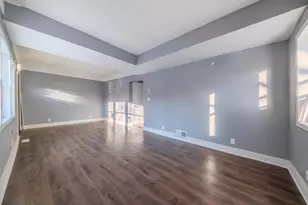 654 Winslow Ave, Saint Paul, MN 55107 - Photo 4