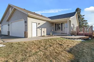 205 Park Dr, Lewiston, MN 55952 - Photo 1