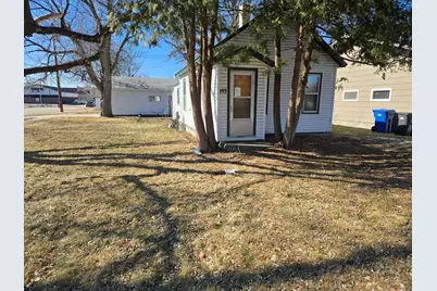 103 3rd Street NE, Barnesville, MN 56514 - Photo 1