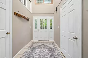 71 Fir St, Mahtomedi, MN 55115 - Photo 2