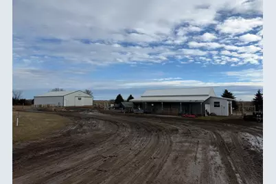 275 40th Avenue SE, Benson, MN 56215 - Photo 6