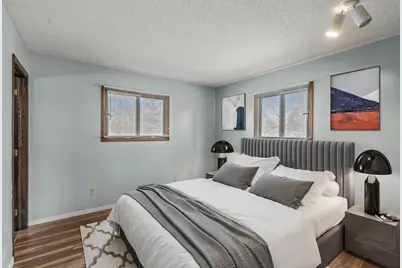 7019 Irving Avenue N, Brooklyn Center, MN 55430 - Photo 20