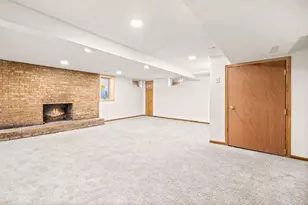 7720 Viewcrest Ln, New Hope, MN 55427 - Photo 24