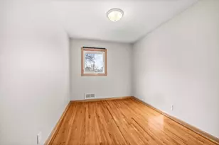 7720 Viewcrest Ln, New Hope, MN 55427 - Photo 14