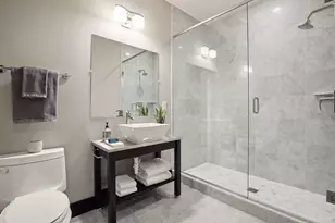 201 S 11th St, Minneapolis, MN 55403 - Photo 26