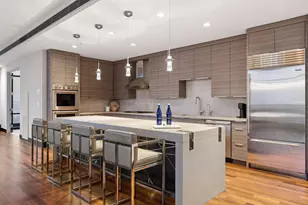 201 S 11th St, Minneapolis, MN 55403 - Photo 8