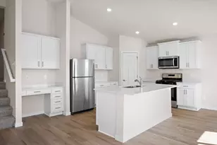 724 Spruce St N, Cambridge, MN 55008 - Photo 4