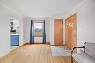 597 Flandrau St, Saint Paul, MN 55106 - Photo 6