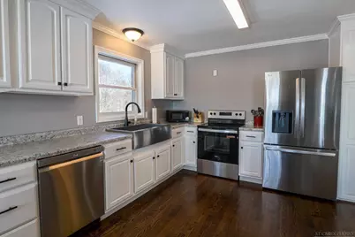 2530 County Road E, Woodville, WI 54028 - Photo 10