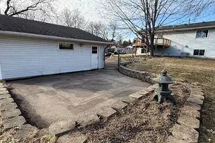 2416 14th Ave E, North Saint Paul, MN 55109 - Photo 4