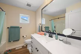 1365 Howard St N, Saint Paul, MN 55119 - Photo 18