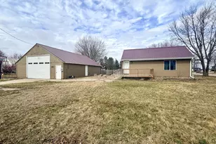 501 5th St, Wilmont, MN 56185 - Photo 4