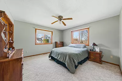 526 Beaver Street E, Belle Plaine, MN 56011 - Photo 12