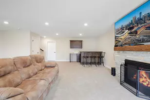 7107 184th St W, Lakeville, MN 55044 - Photo 14