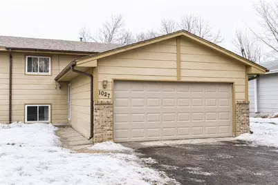 1027 Eastview Circle, Shakopee, MN 55379 - Photo 1