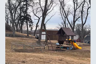 102 Grant Street S, Lake Benton, MN 56149 - Photo 10