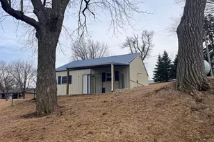 102 Grant Street S, Lake Benton, MN 56149 - Photo 6