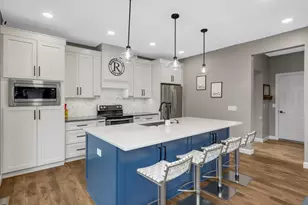 3136 N View Ln, Woodbury, MN 55125 - Photo 16