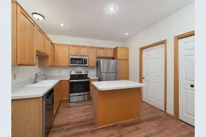 17613 38th Avenue N, Plymouth, MN 55446 - Photo 14