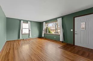 4005 16th Ave NW, Rochester, MN 55901 - Photo 2