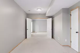 15376 Plumstone Dr, Eden Prairie, MN 55347 - Photo 48