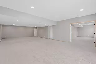 15376 Plumstone Dr, Eden Prairie, MN 55347 - Photo 46