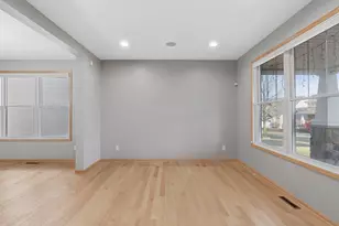 15376 Plumstone Dr, Eden Prairie, MN 55347 - Photo 8