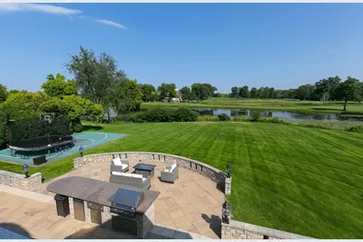 18355 Nicklaus Way, Eden Prairie, MN 55347 - Photo 6