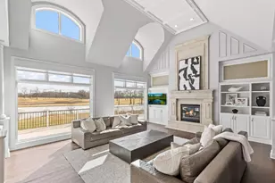 18355 Nicklaus Way, Eden Prairie, MN 55347 - Photo 20