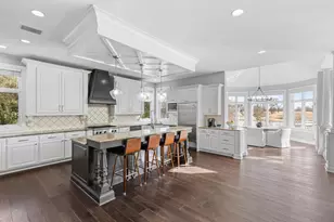 18355 Nicklaus Way, Eden Prairie, MN 55347 - Photo 10