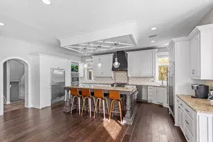 18355 Nicklaus Way, Eden Prairie, MN 55347 - Photo 12