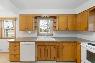 2335 4th St NW, Faribault, MN 55021 - Photo 12