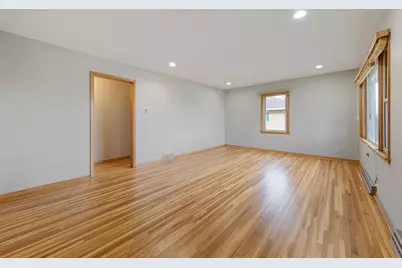 2335 4th Street NW, Faribault, MN 55021 - Photo 2