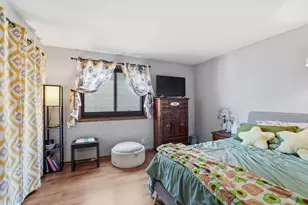 26 10th Street W, Saint Paul, MN 55102 - Photo 10