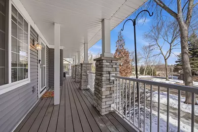 138 Willoughby Way W, Hopkins, MN 55305 - Photo 4