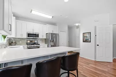 138 Willoughby Way W, Hopkins, MN 55305 - Photo 12