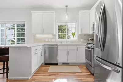 138 Willoughby Way W, Hopkins, MN 55305 - Photo 14