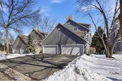 138 Willoughby Way W, Hopkins, MN 55305 - Photo 30