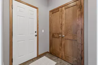 9328 Woodridge Way, Savage, MN 55378 - Photo 16