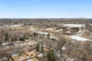 807 Rose Pl, Roseville, MN 55113 - Photo 60