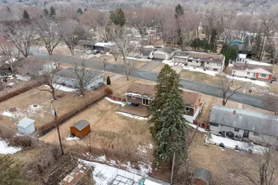 807 Rose Place, Roseville, MN 55113 - Photo 52