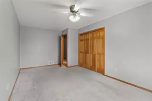 807 Rose Pl, Roseville, MN 55113 - Photo 34