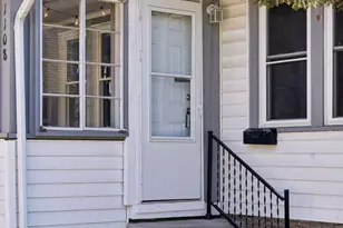 1108 6th St E, Saint Paul, MN 55106 - Photo 4