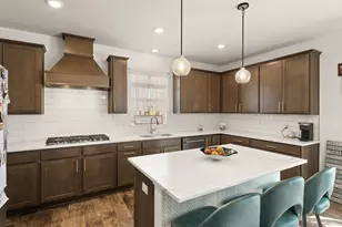 1901 Aztec Ave, Shakopee, MN 55379 - Photo 4